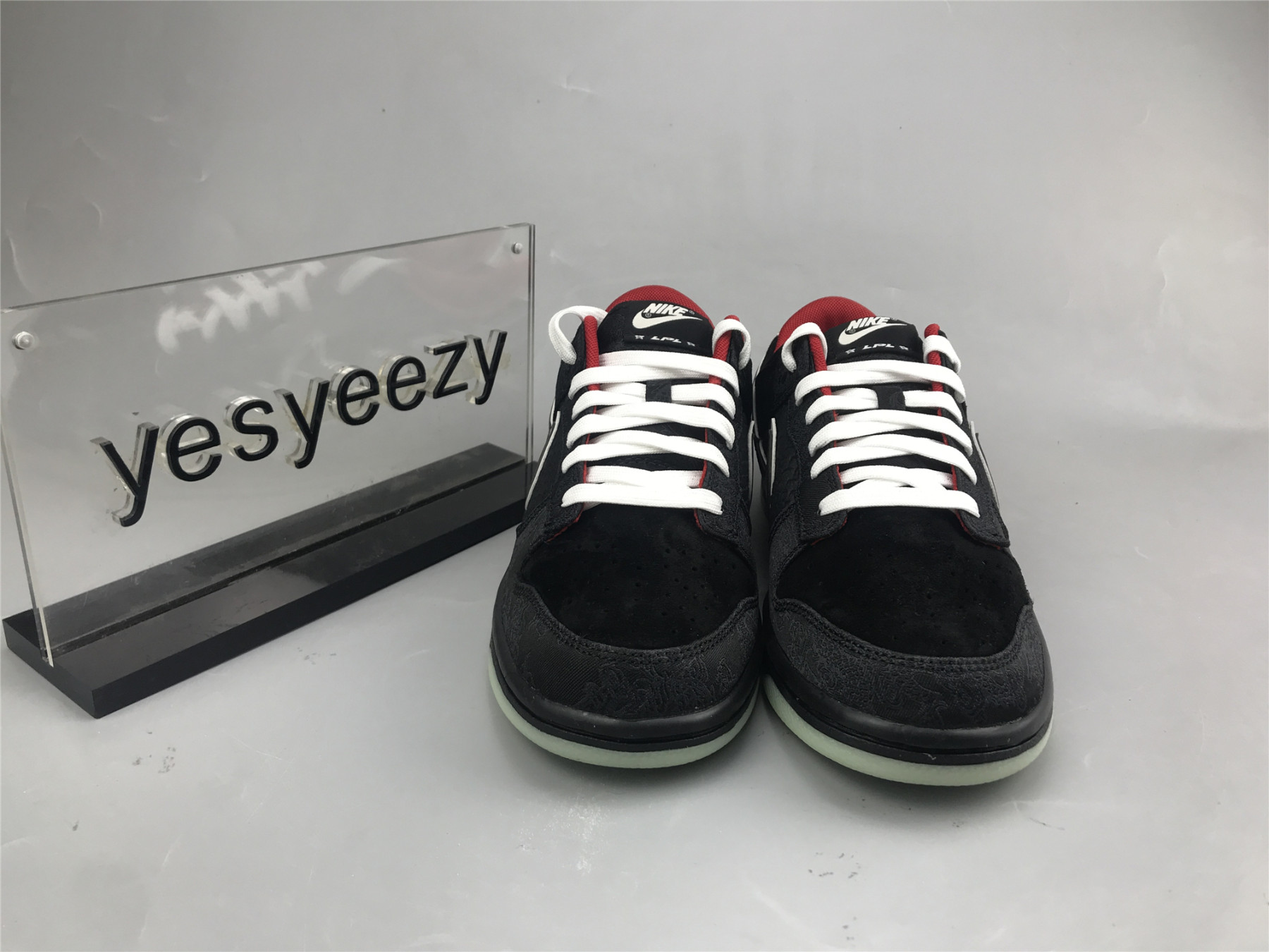 UA NIKE DUNK LOW LPL LEAGUE OF LEGENDS