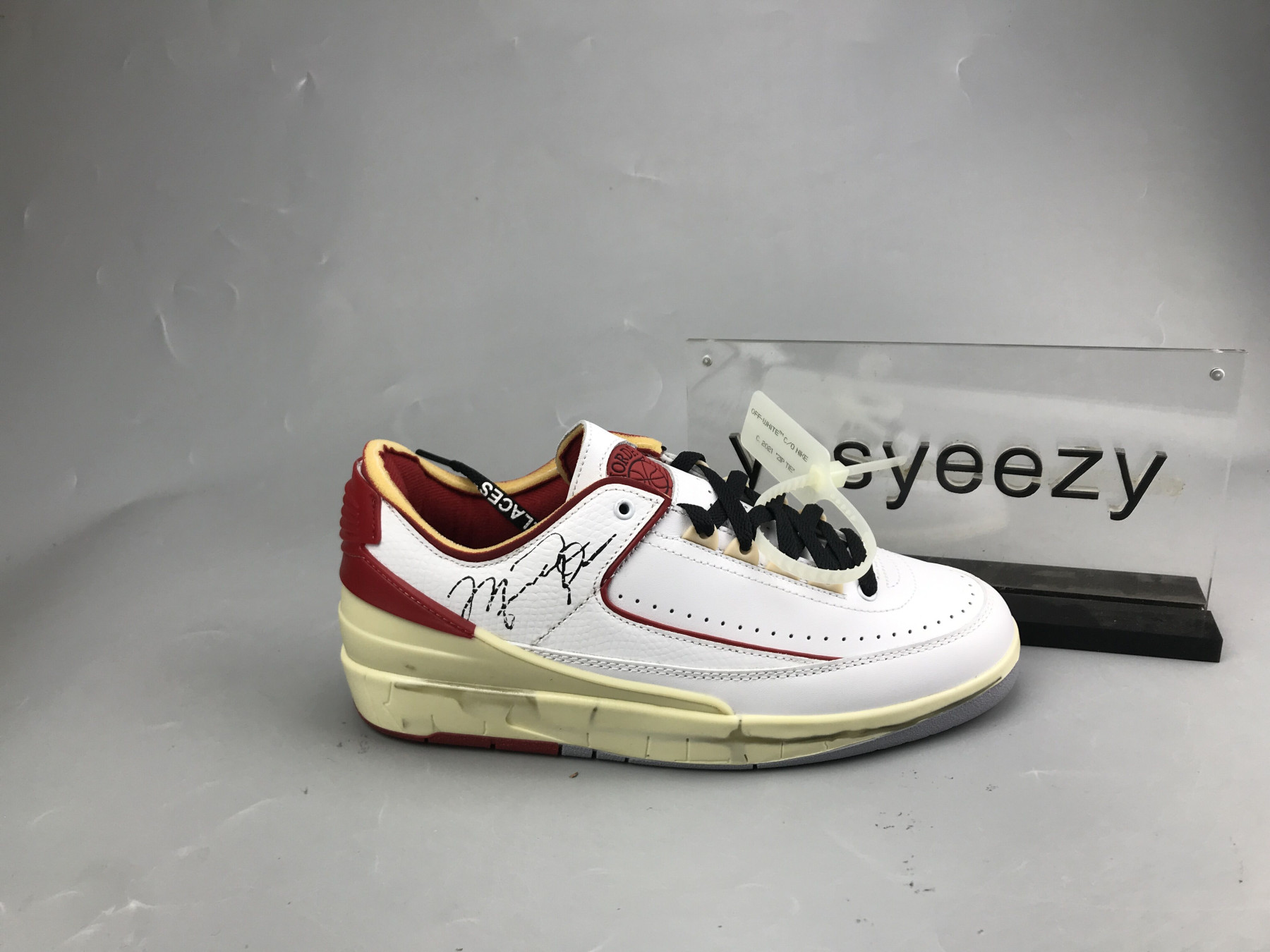 UA OFF-WHITE X AIR JORDAN 2 RETRO LOW SP