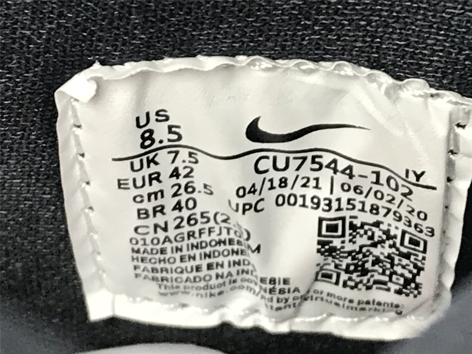 UA NIKE SB DUNK HIGH VARSITY RED BLACK WHITE