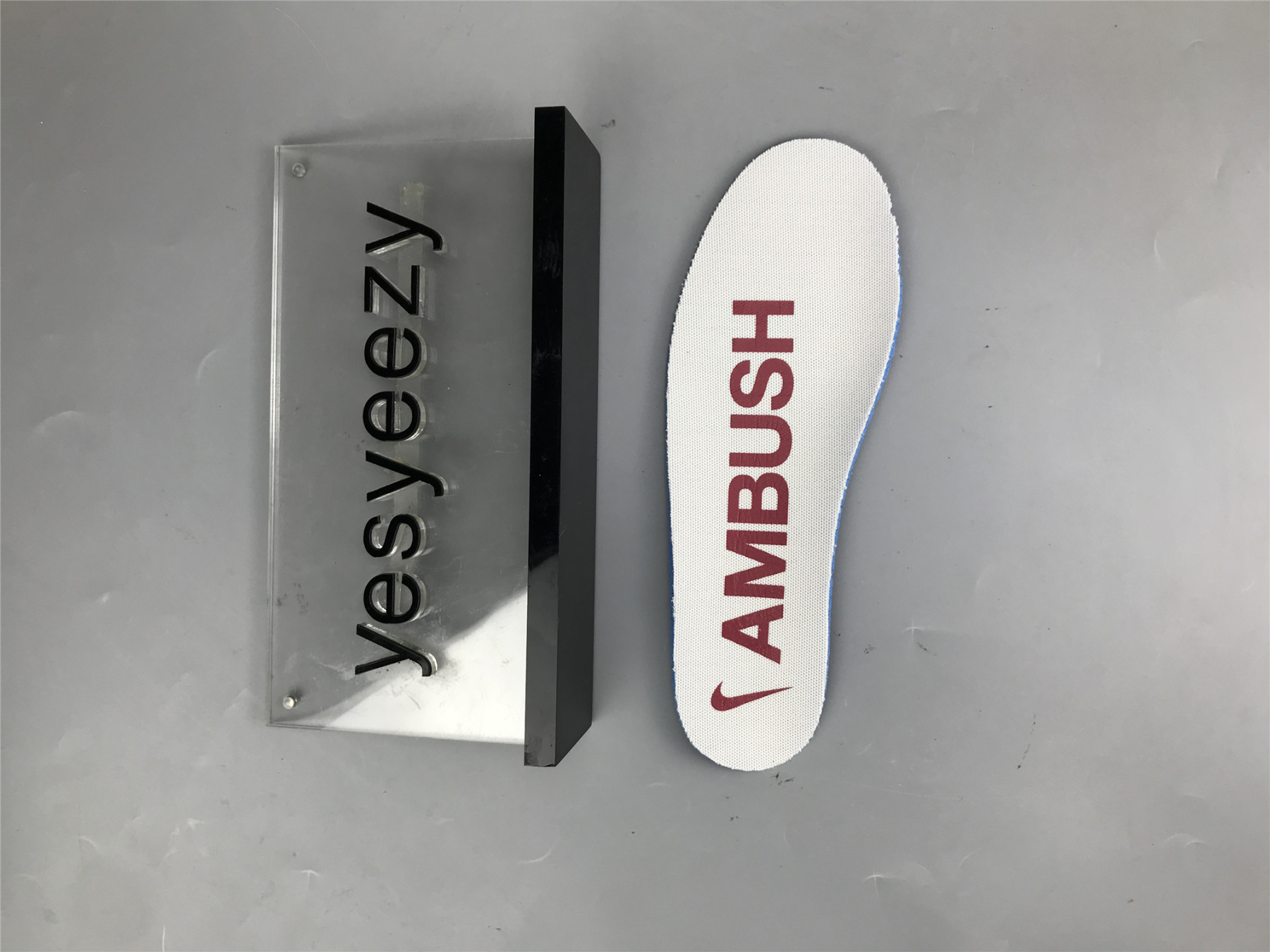 UA NIKE SB DUNK HIGH VARSITY RED BLACK WHITE