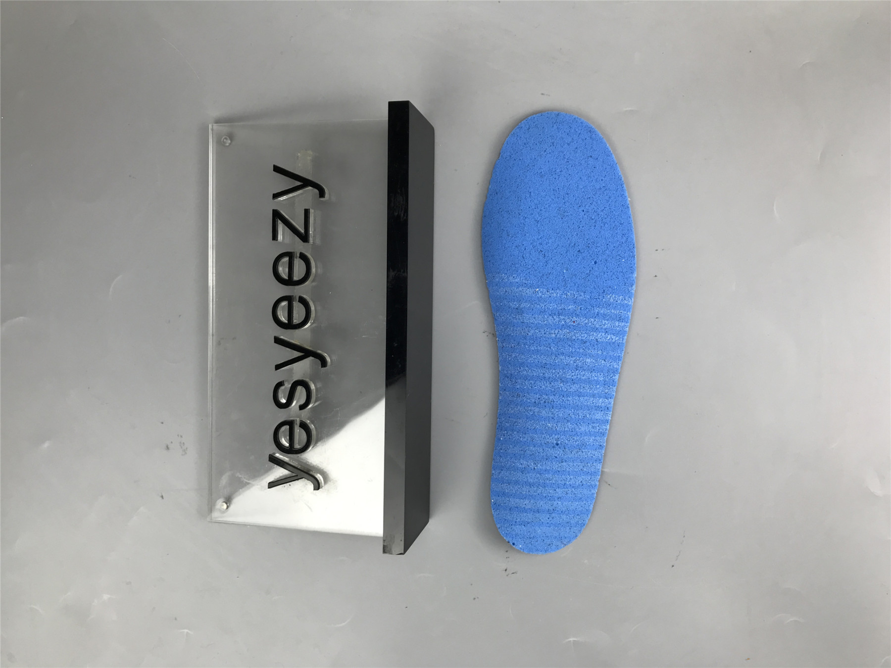 UA NIKE SB DUNK HIGH VARSITY RED BLACK WHITE