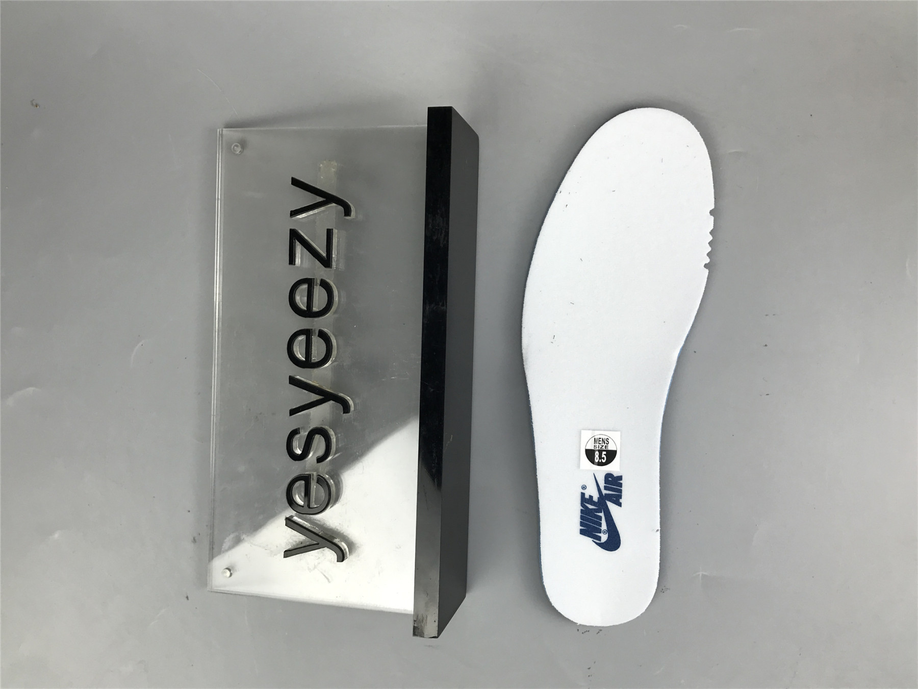 UA AIR JORDAN 1 RETRO HIGH OG 