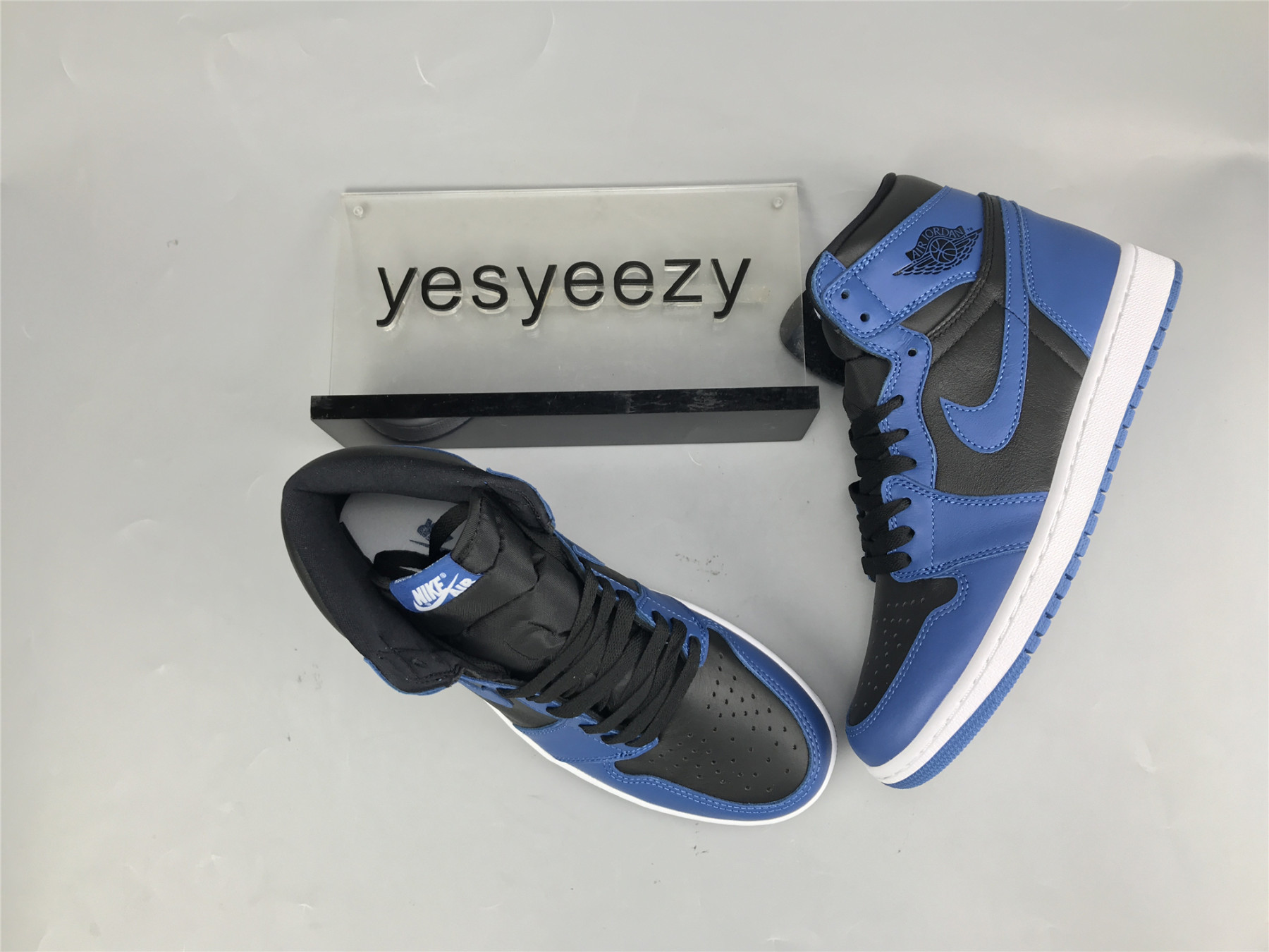 UA AIR JORDAN 1 RETRO HIGH OG 