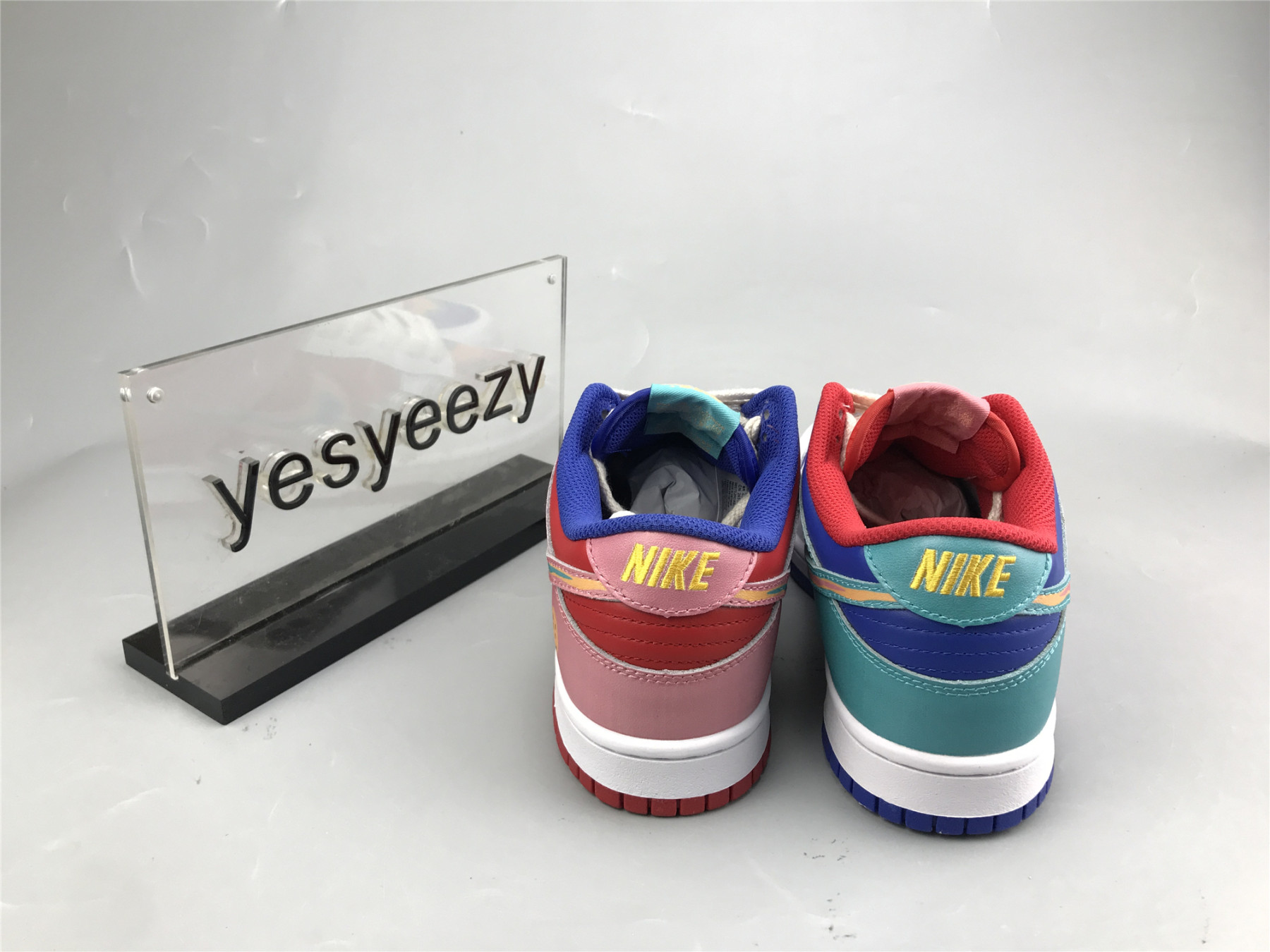 UA NIKE SB DUNK LOW RAINBOW X CACTUSPLANTFLEAMARKET