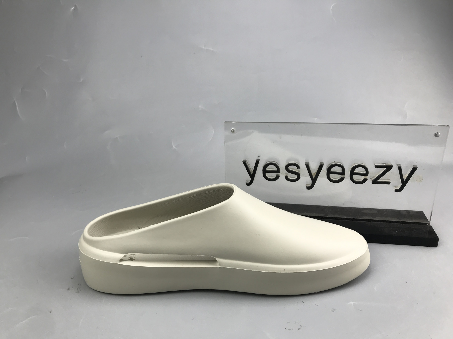 UA NIKE FEAR OF GOD CALIFORNIA BACKLESS SLIP-ON 