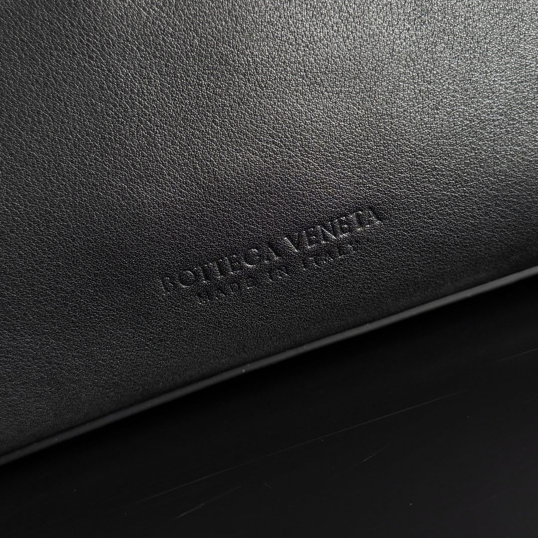 Bottega Veneta Medium Ciao Ciao 34x26x15cm