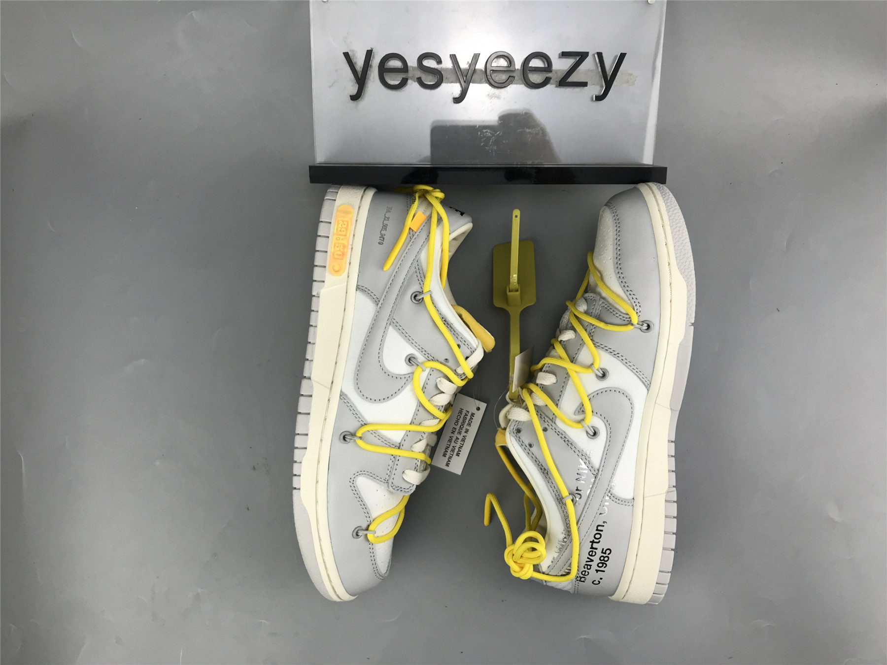 UA NIKE OFF-WHITE X DUNK LOW 