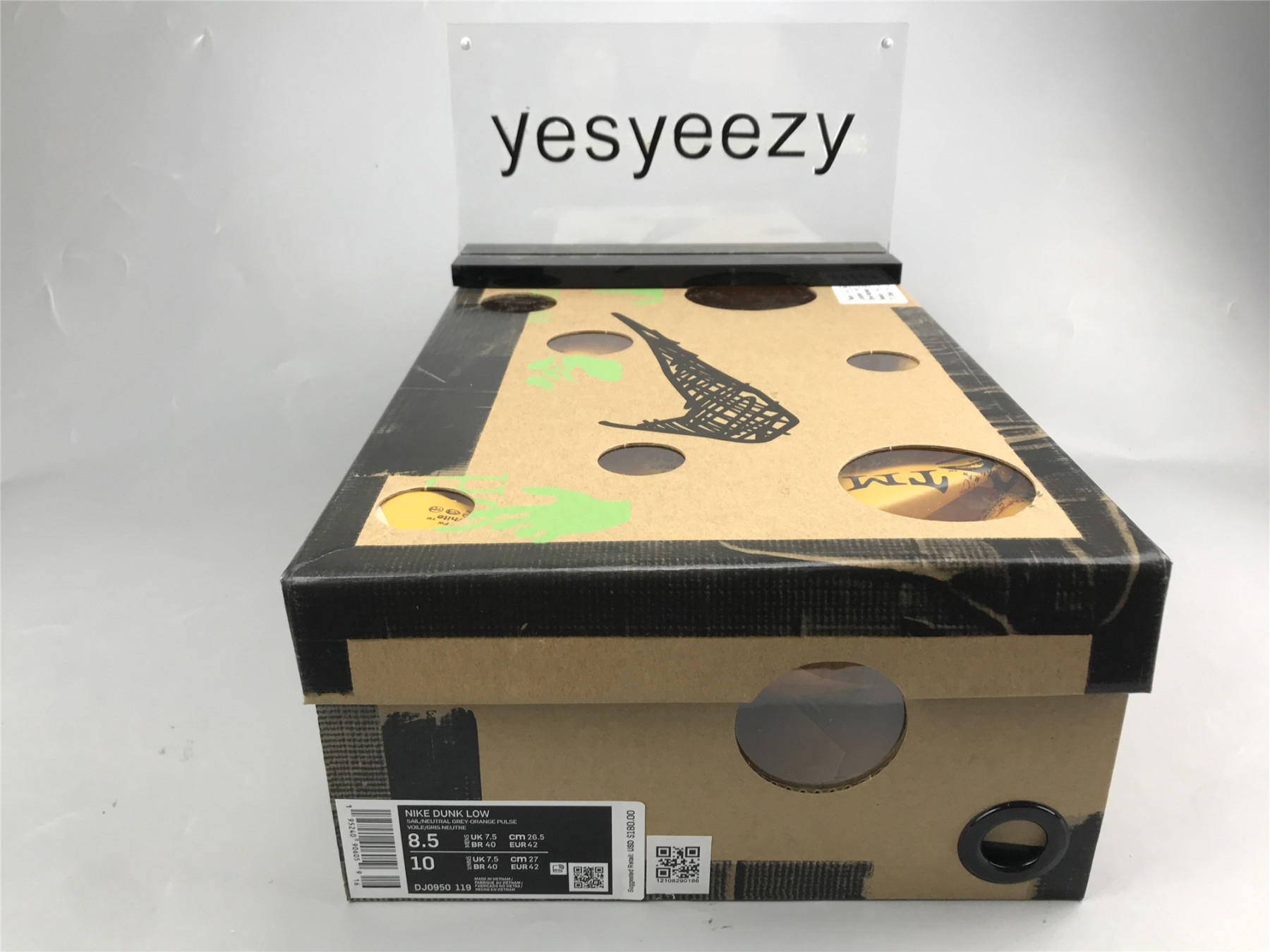 UA NIKE OFF-WHITE X DUNK LOW 