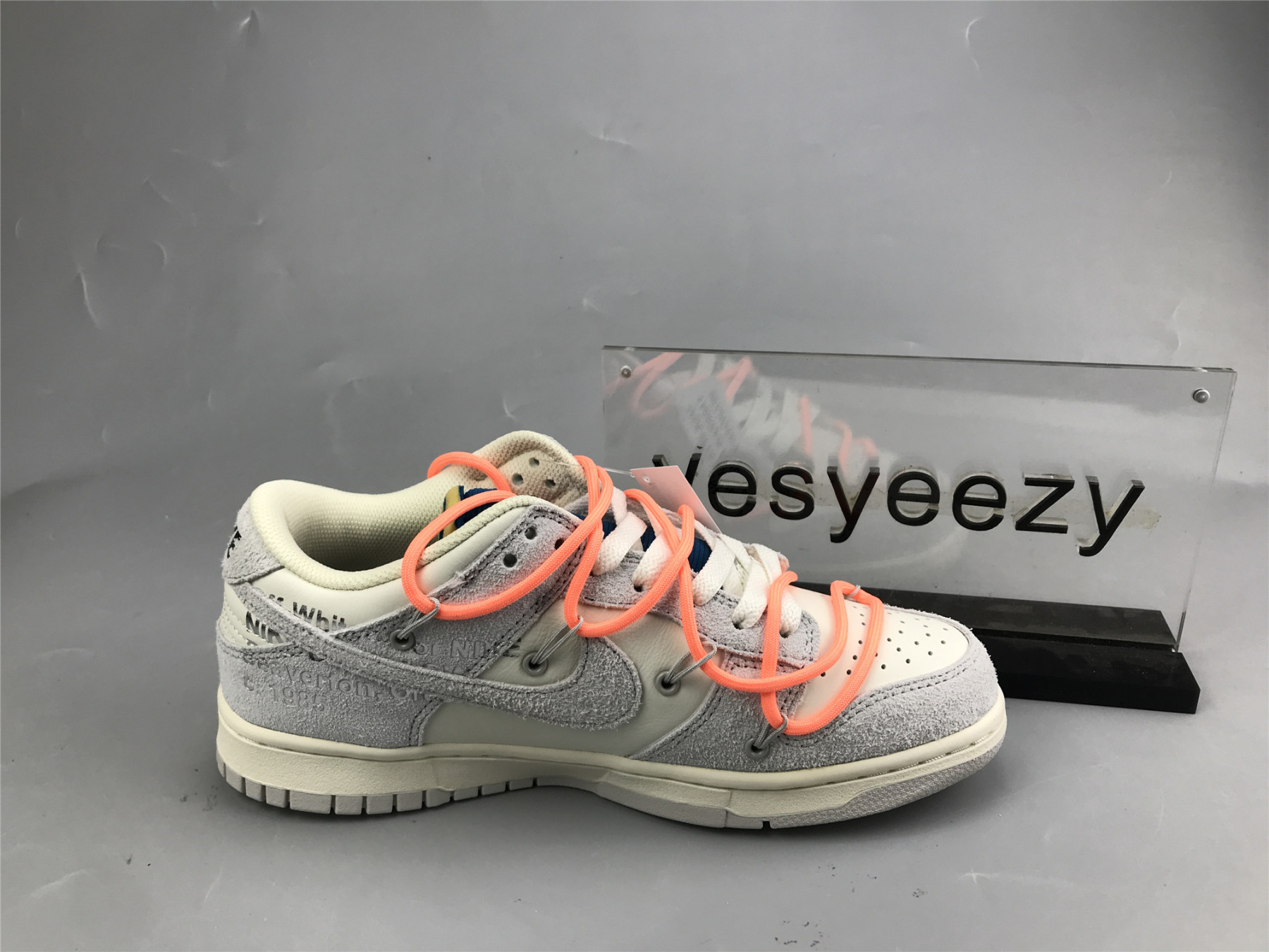 UA NIKE OFF-WHITE X DUNK LOW 