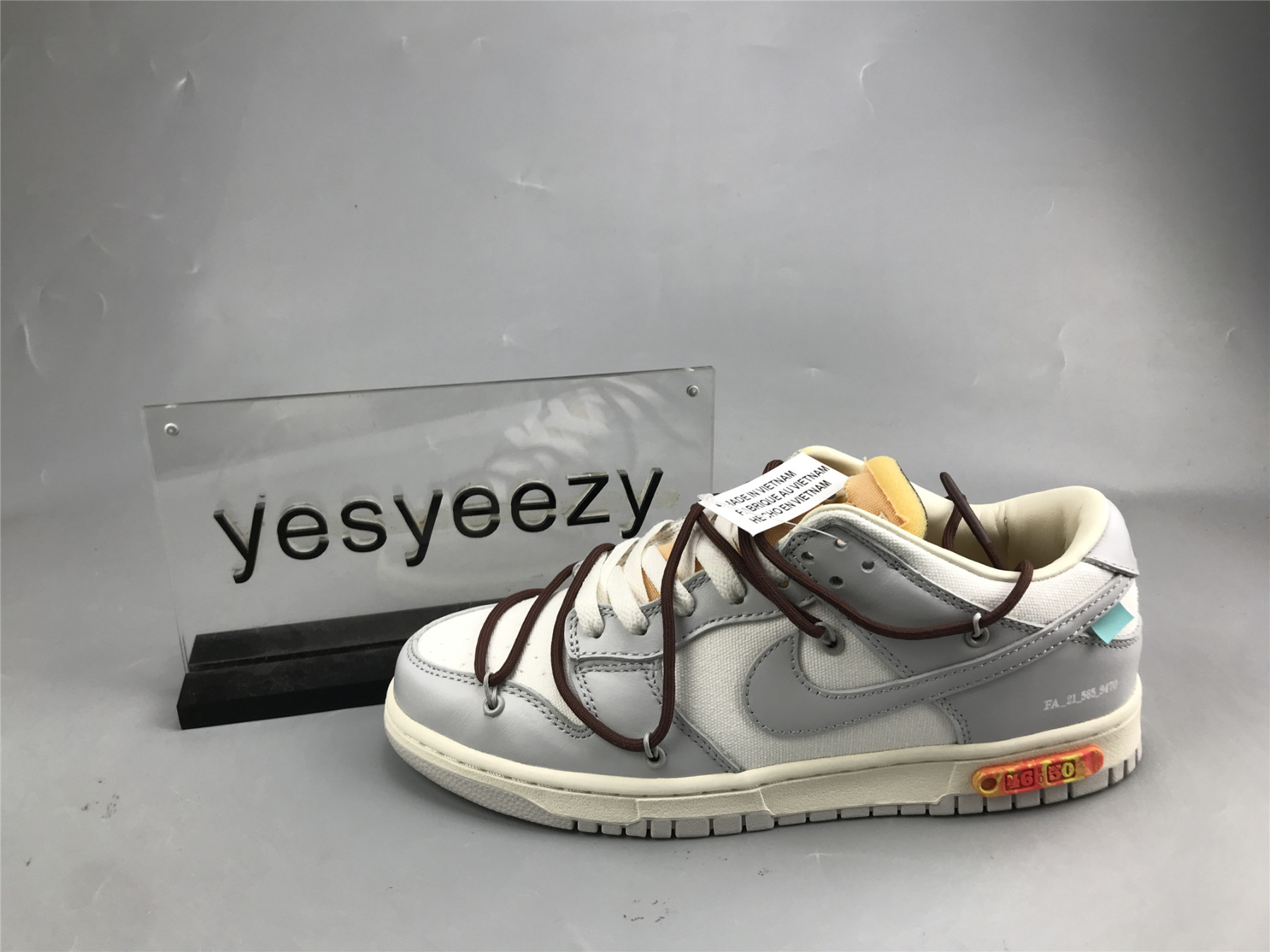 UA NIKE OFF-WHITE X DUNK LOW 