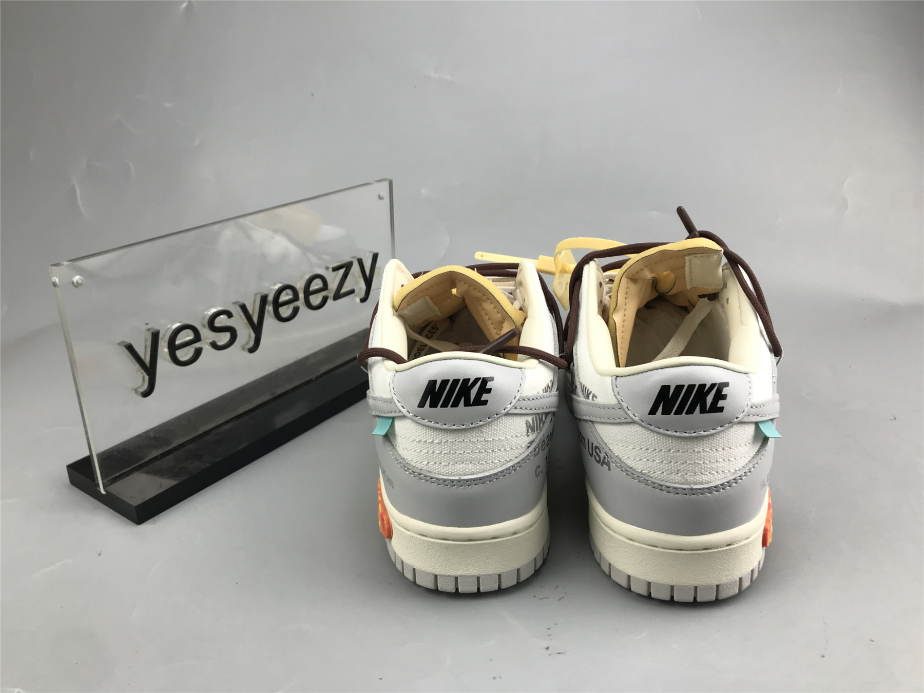 UA NIKE OFF-WHITE X DUNK LOW 