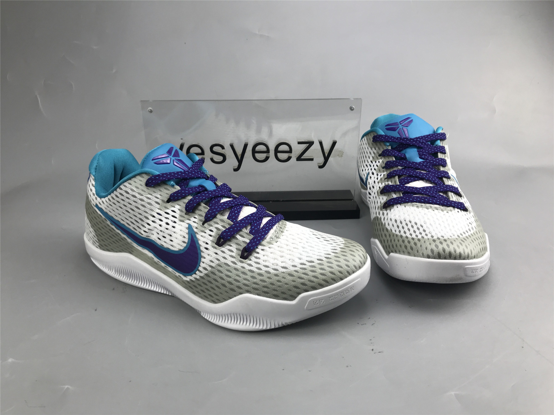 UA NIKE KOBE 11 EP 