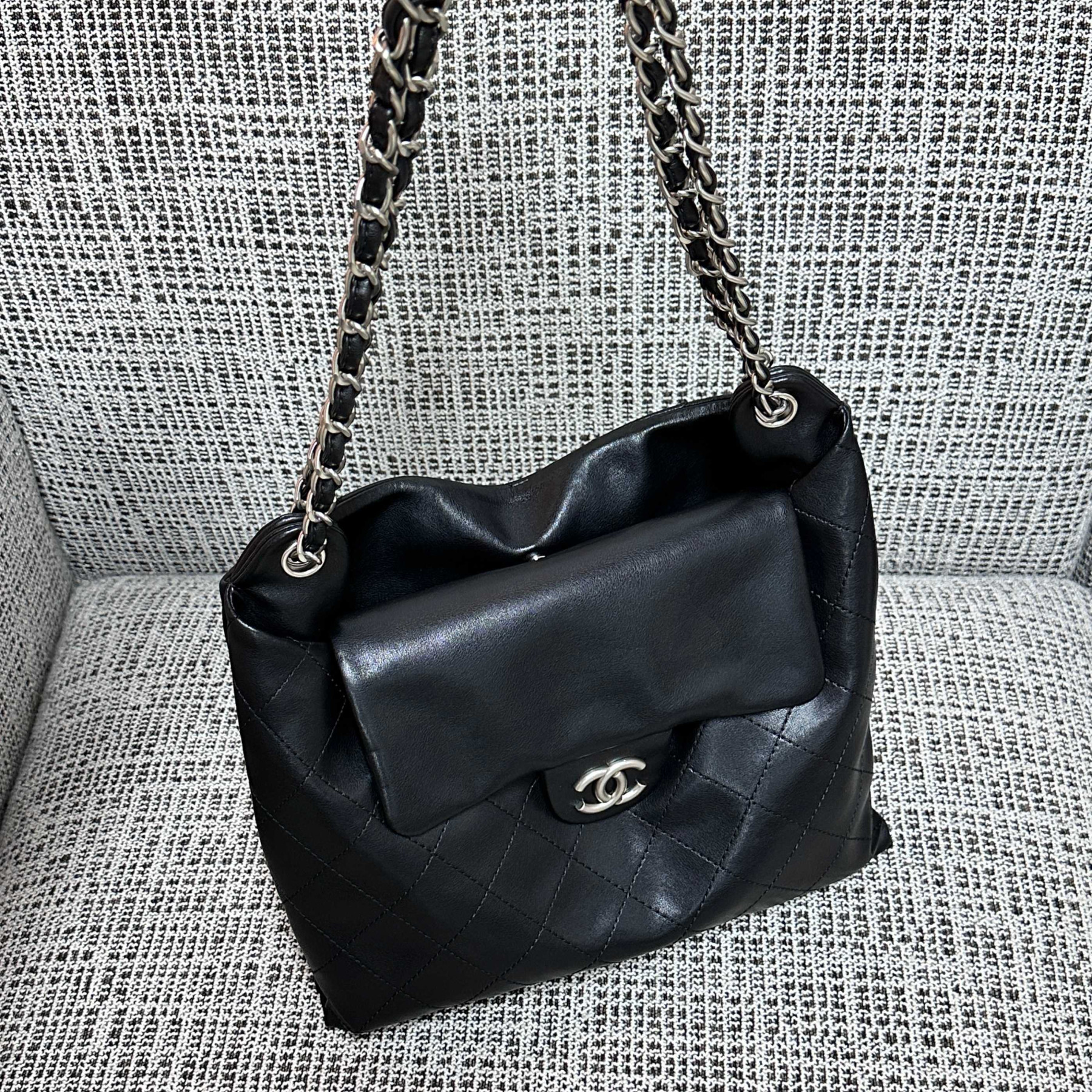 Chanel Hobo Bag 36x32x3cm