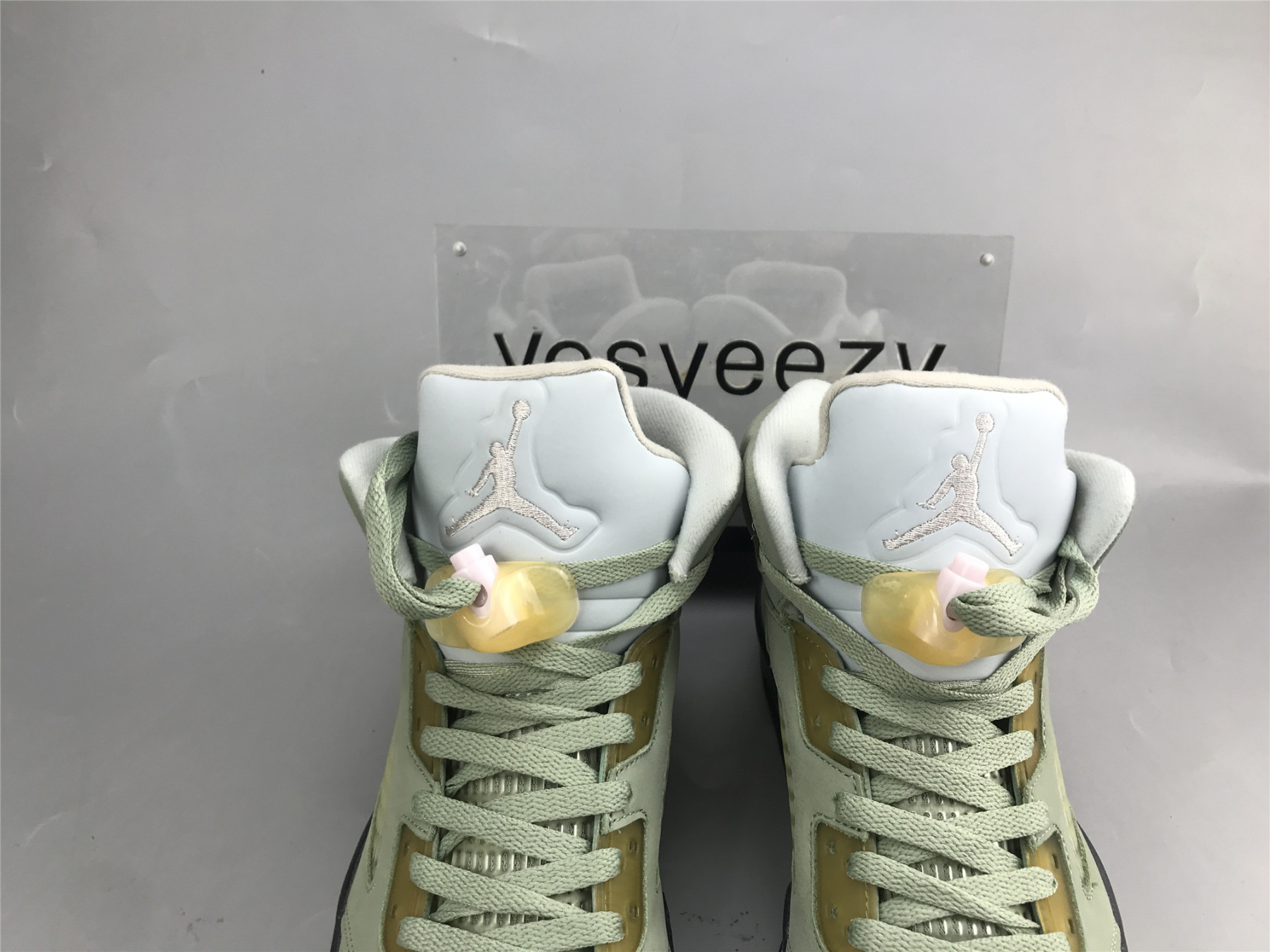 UA AIR JORDAN 5 RETRO 