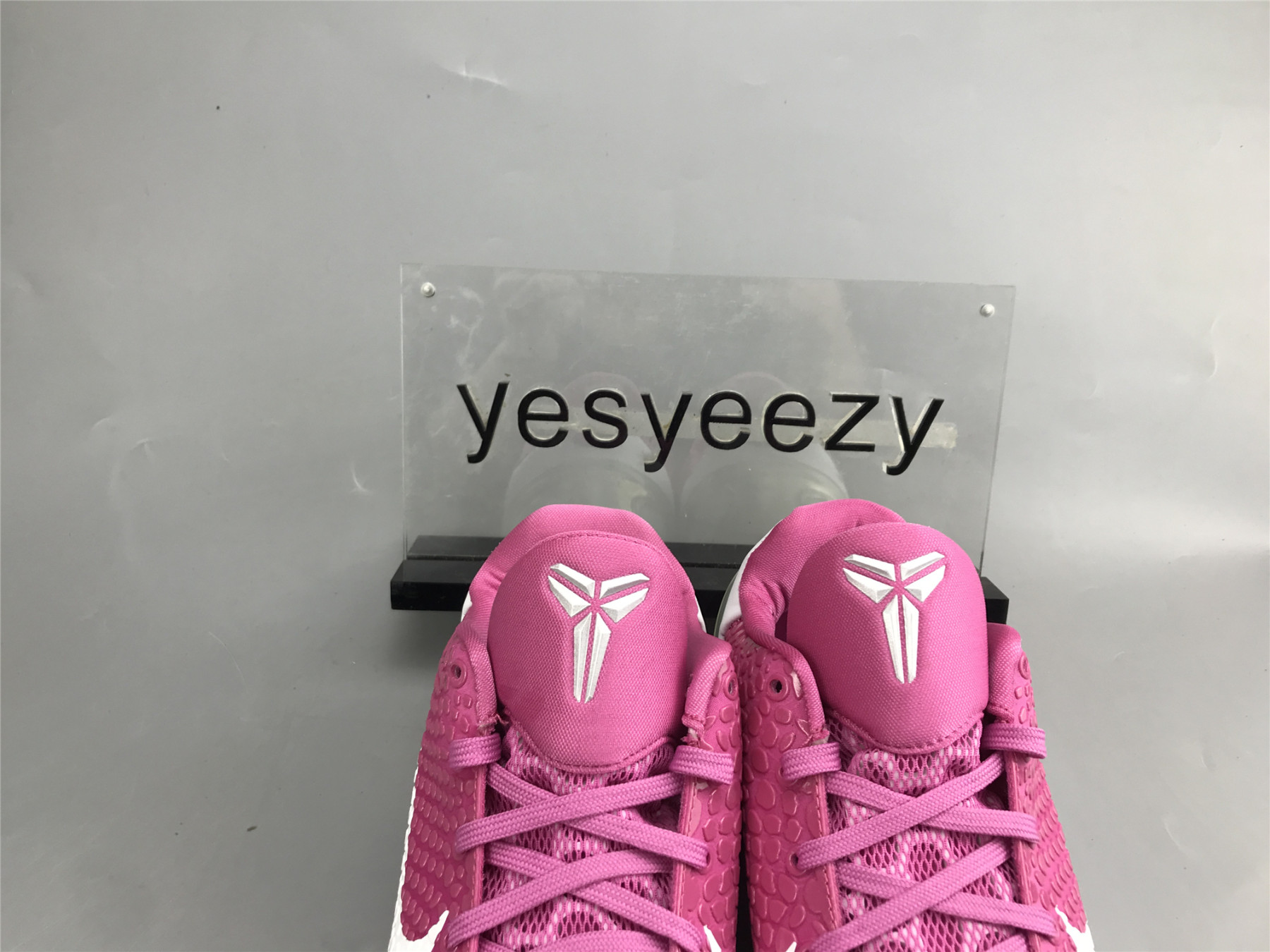 UA NIKE ZOOM KOBE 6 PROTRO 