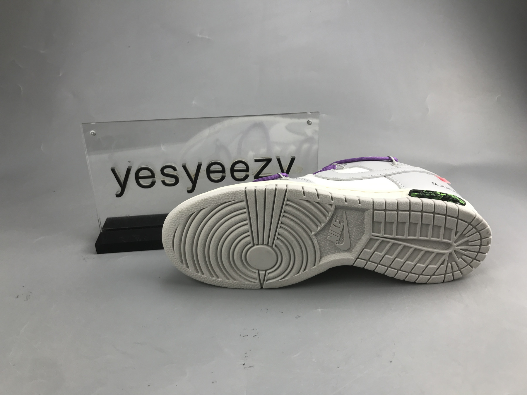 UA NIKE OFF-WHITE X DUNK LOW 