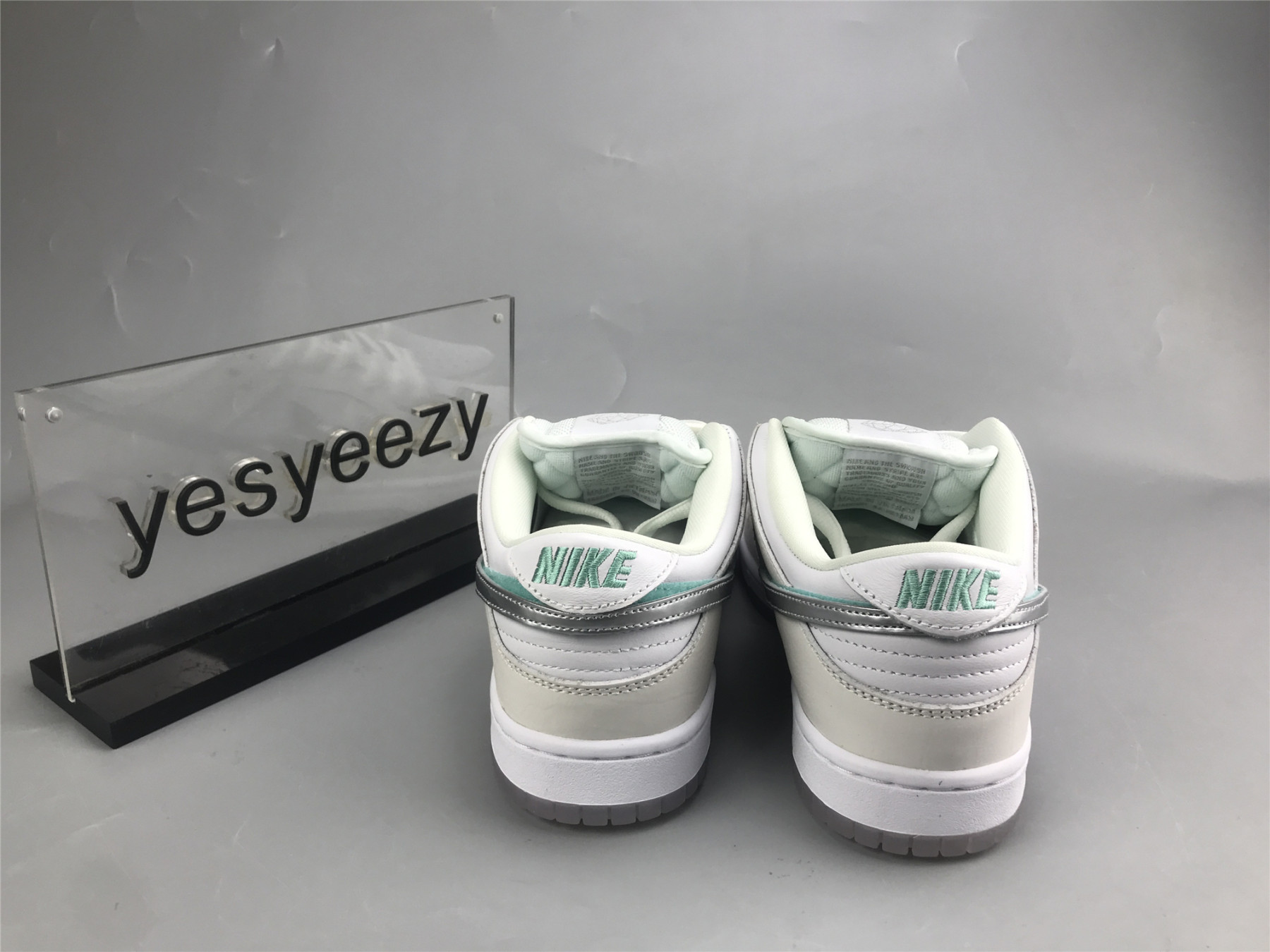 UA NIKE D1am0nd S*pPLY CO. X DUNK LOW PRO SB 