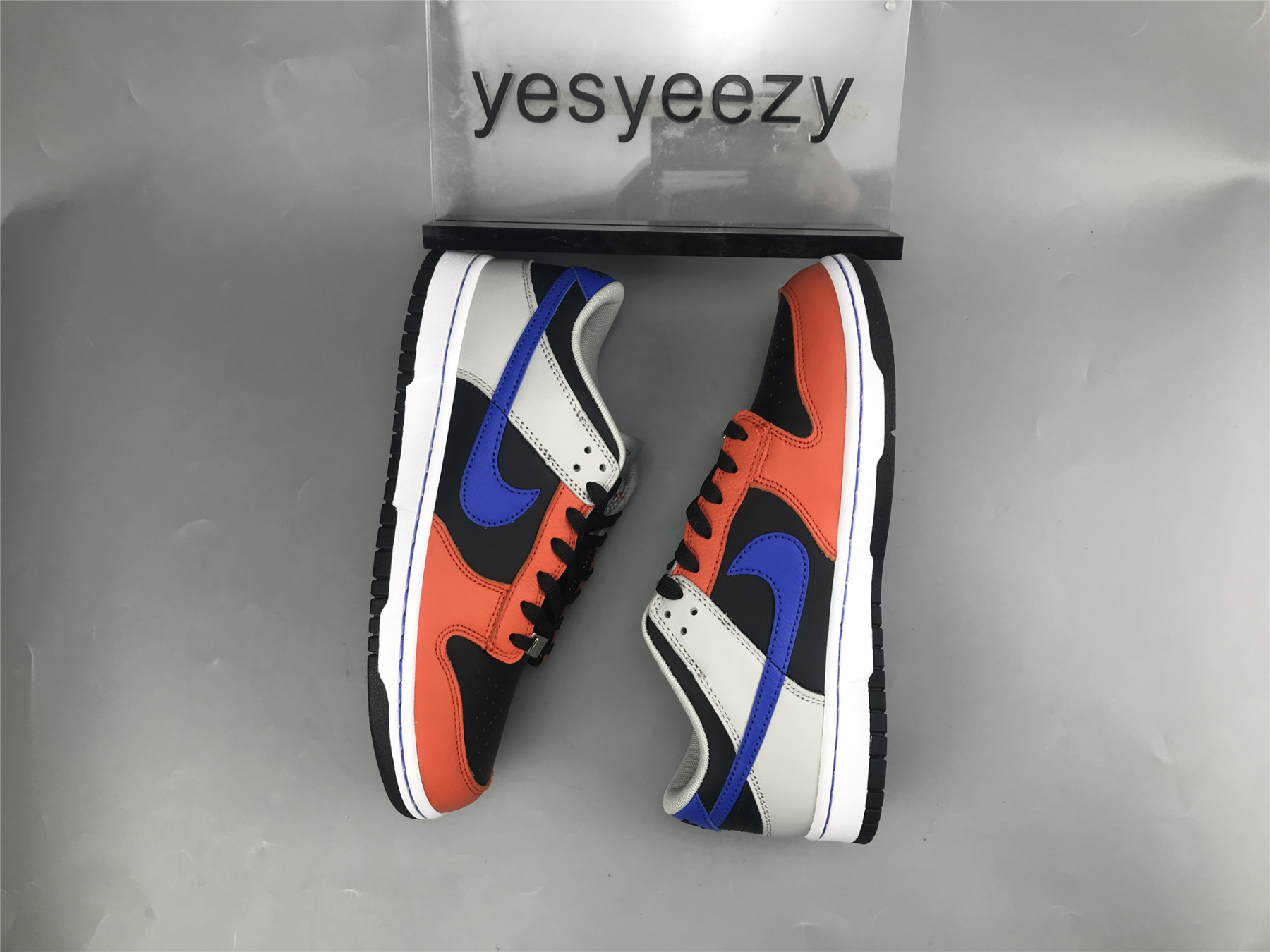 UA NIKE NBA X DUNK LOW EMB 