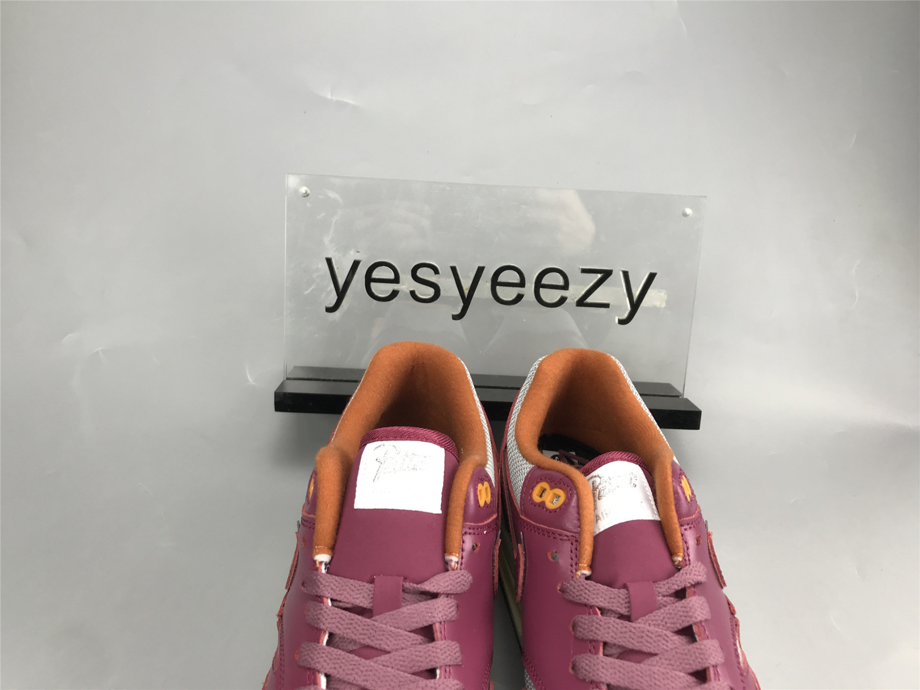 UA NIKE PATTA X AIR MAX 1 