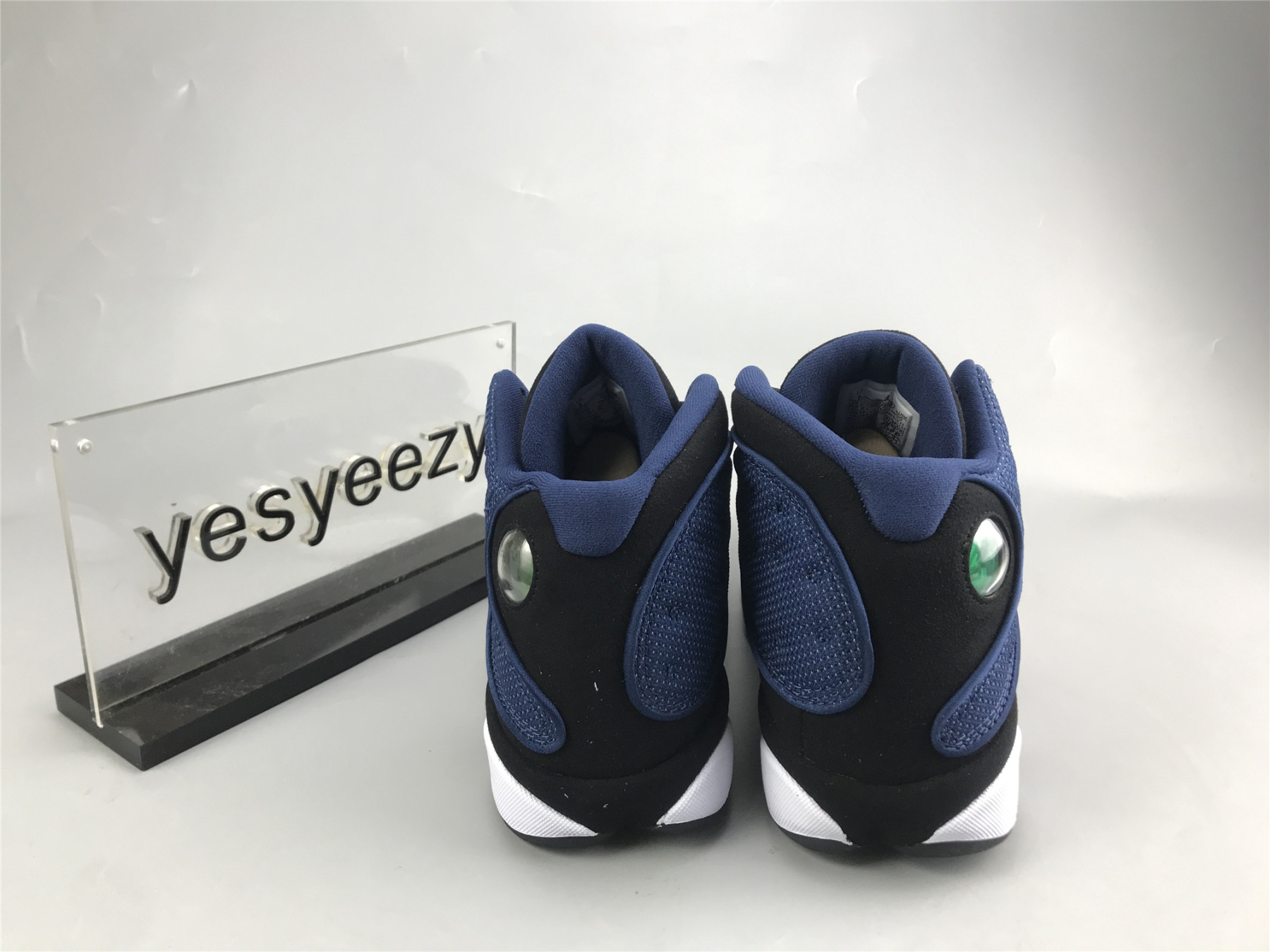 UA AIR JORDAN 13 RETRO 