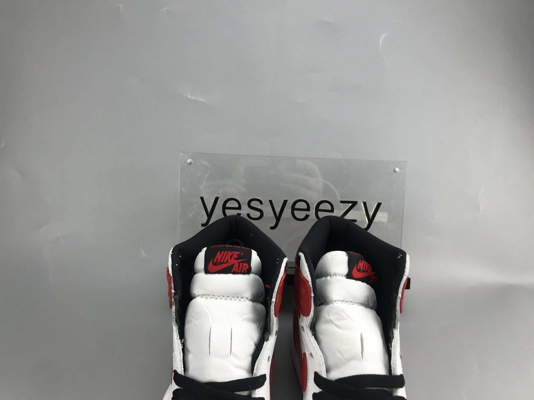 UA AIR JORDAN 1 RETRO HIGH OG HERITAGE