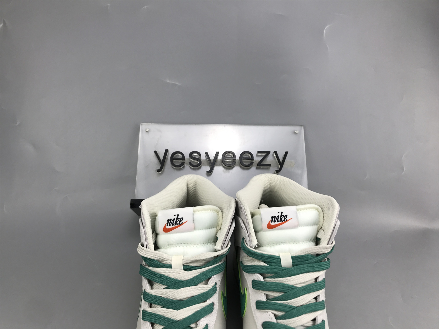 UA NIKE DUNK HIGH SE GS 