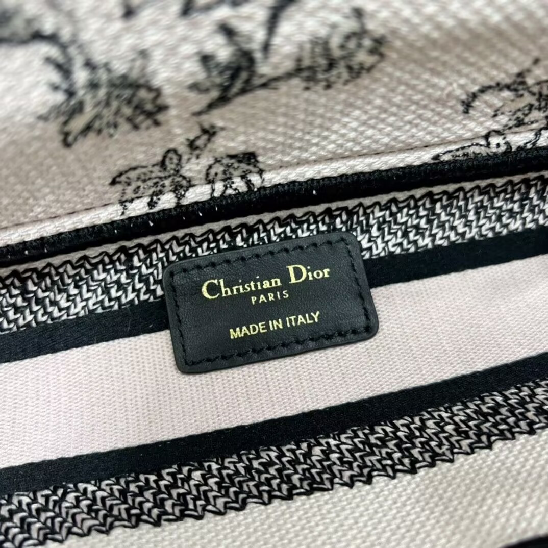 MEDIUM D10r LADY D-LITE BAG 24 x 20 x 11 cm