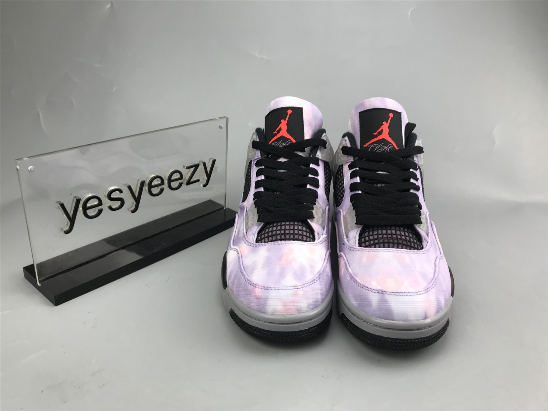 UA AIR JORDAN 4 RETRO 