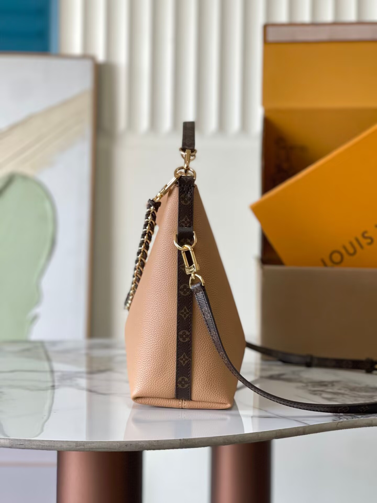 LV Multipass M28029 30x26x10cm