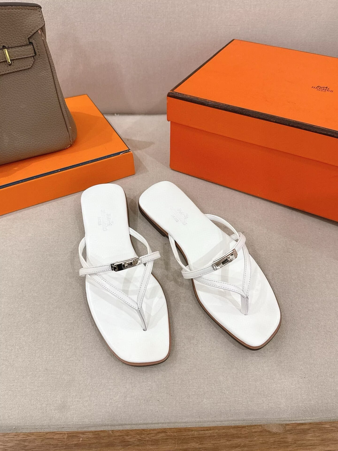 UA Hermès Miss Sandals