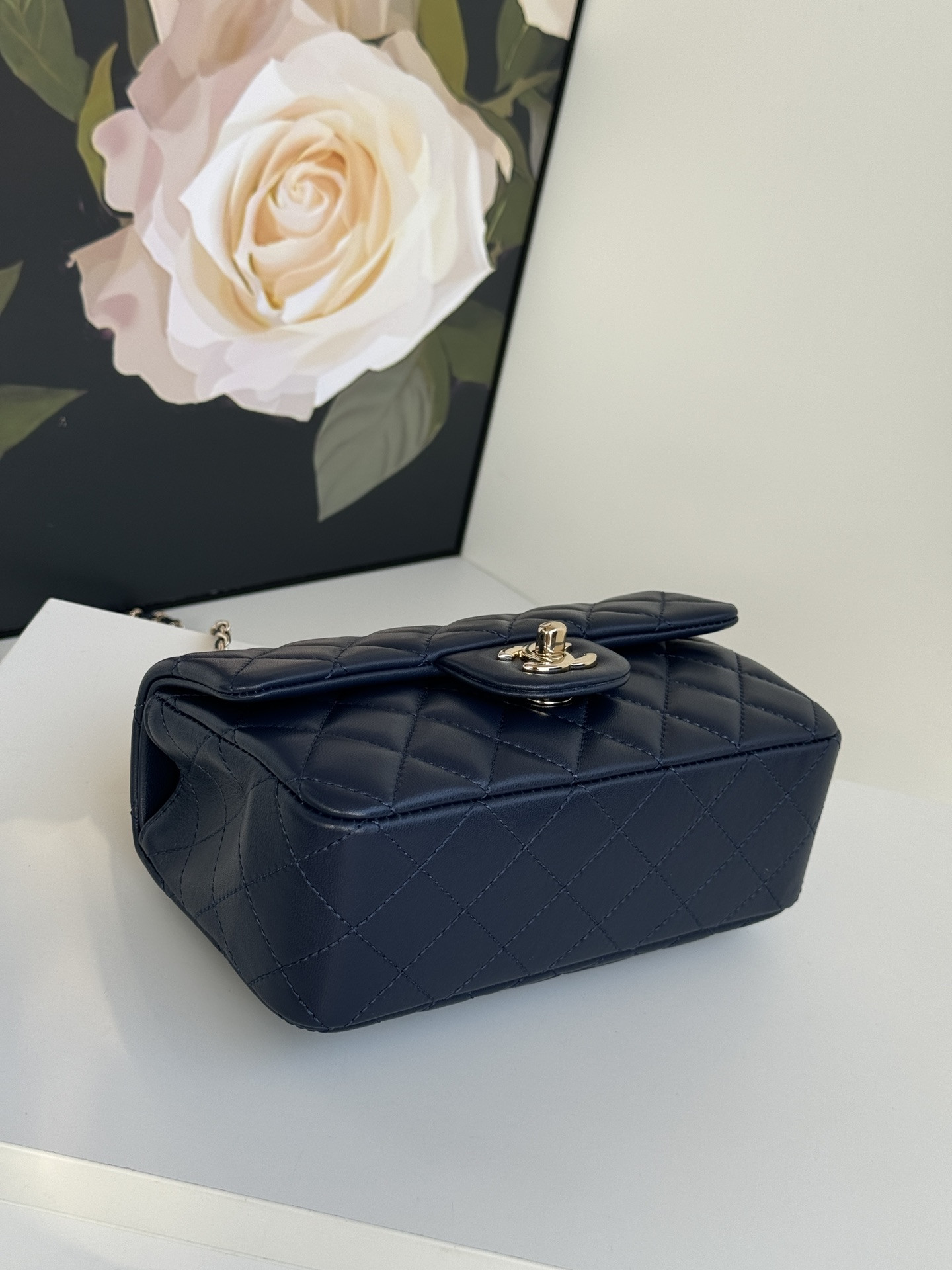Ch**el mini cf handle royal blue 20x12x6cm