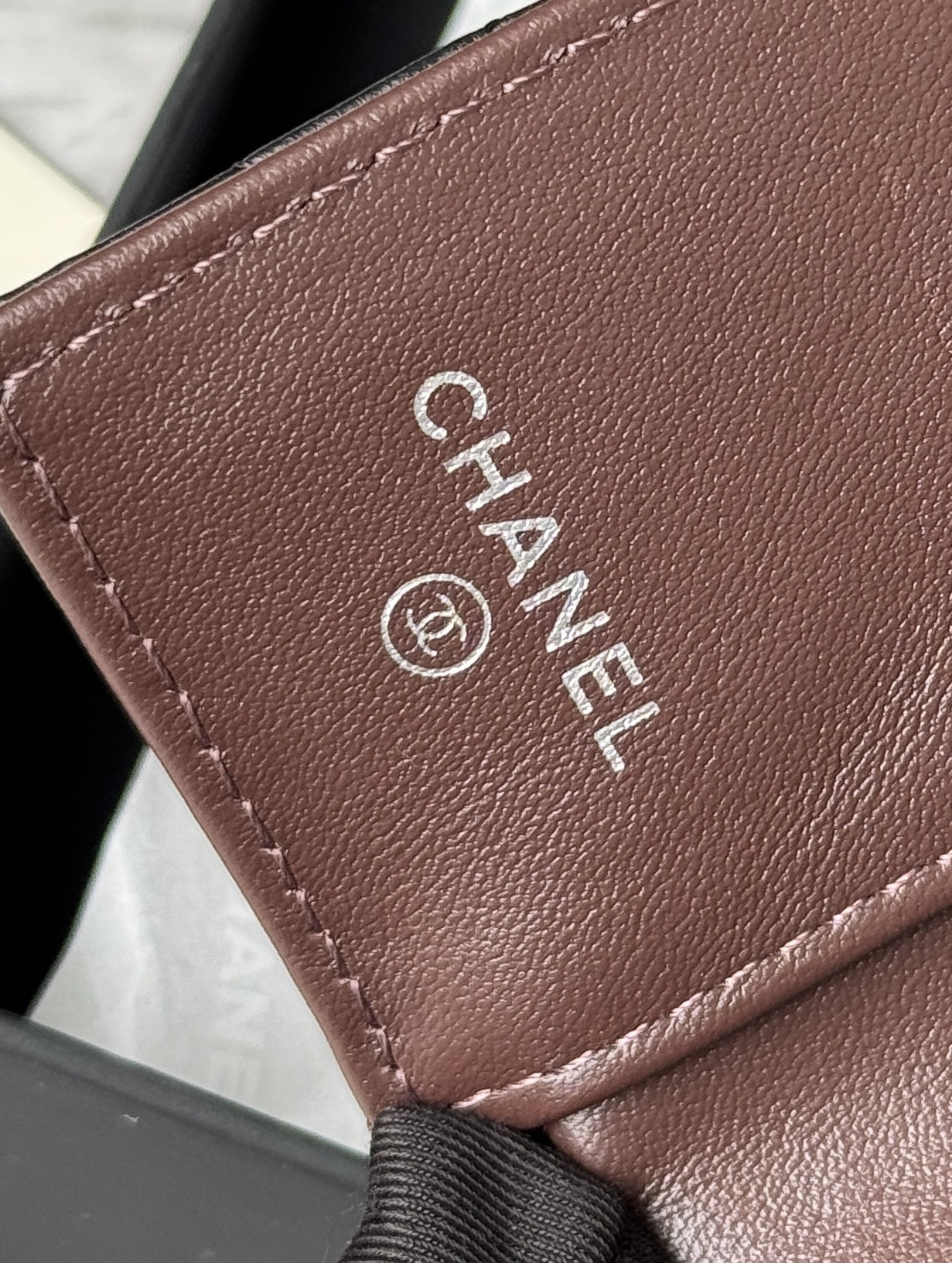 Ch**el card holder 10.5x7.5x3cm