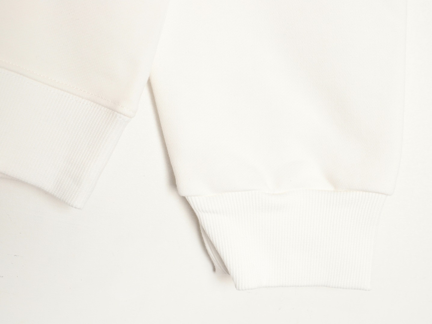 L0vis Vvtt0n LV 25FW Hoodies