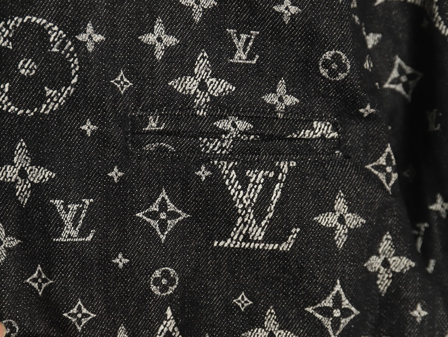 L0vis Vvtt0n LV Denim Coats