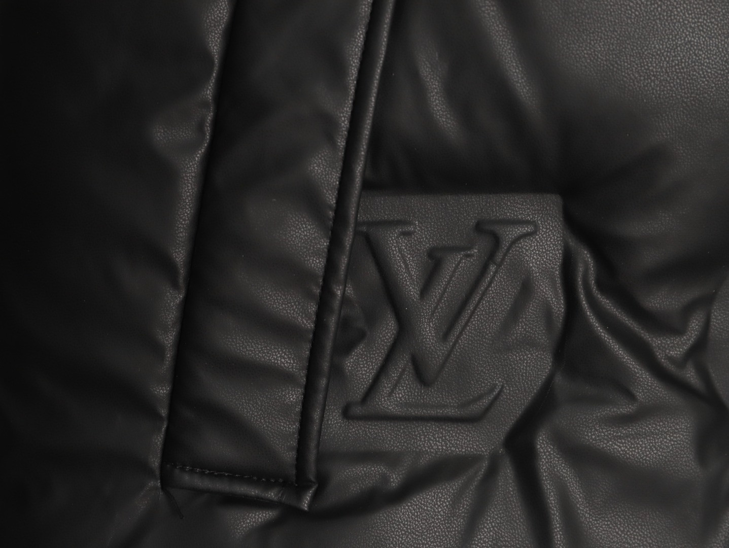 L0vis Vvtt0n Short Puffer jacket