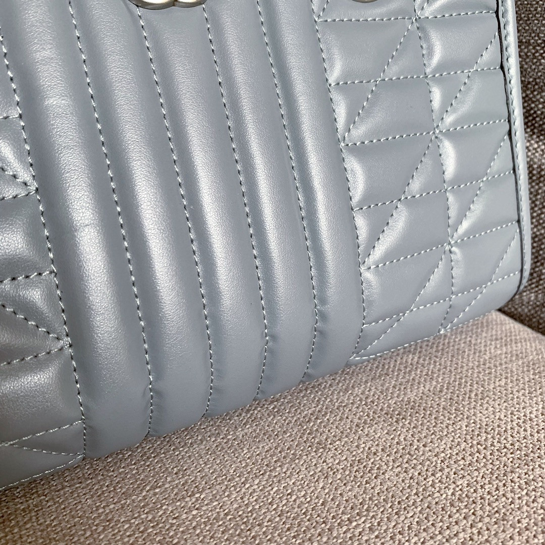 Gvc*1 GG Marmont series small tote bag 26.5cm