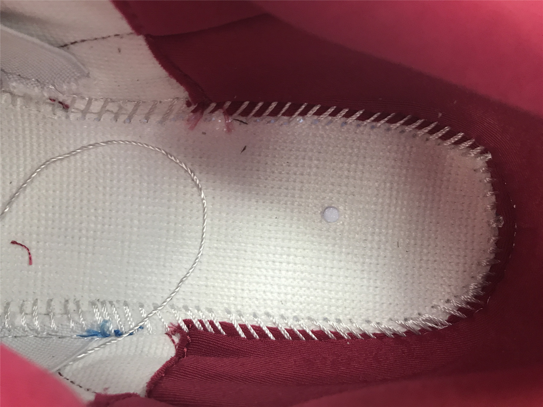 UA AIR JORDAN 3 RETRO 