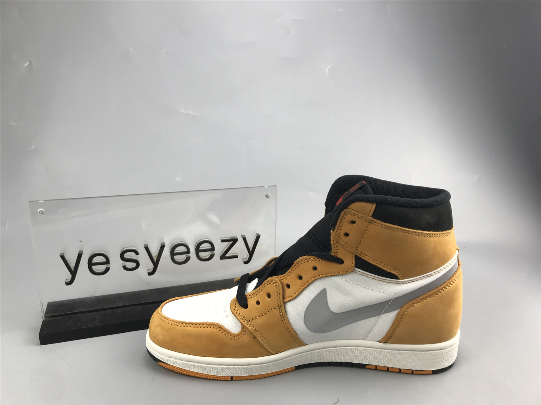 UA AIR JORDAN 1 HIGH ELEMENT GORE-TEX 