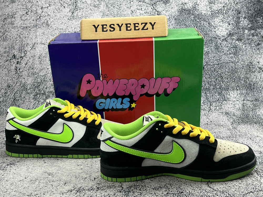 UA NIKE SB X POWERPUFF GIRLS DUNK LOW