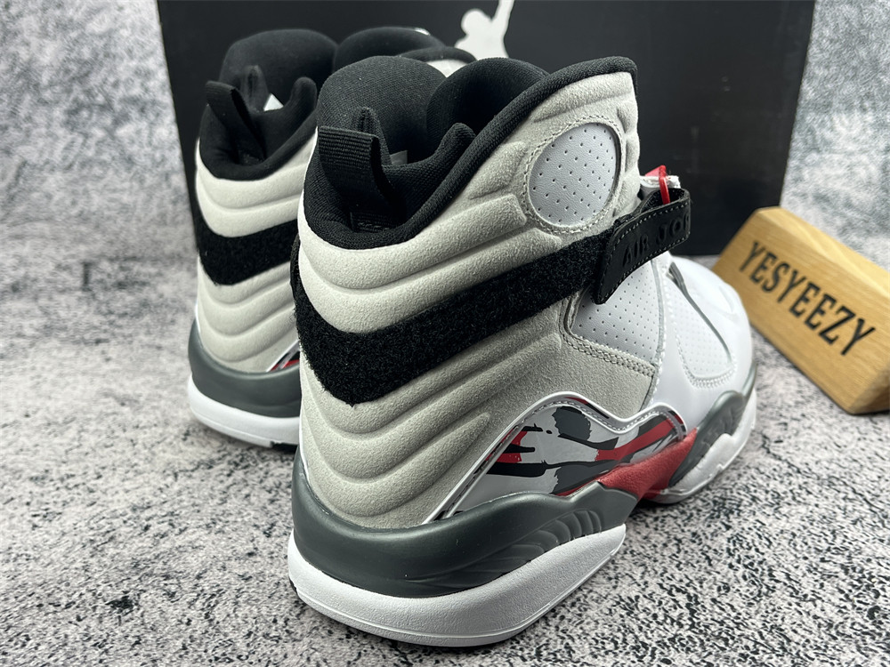 UA AIR JORDAN 8 RETRO 