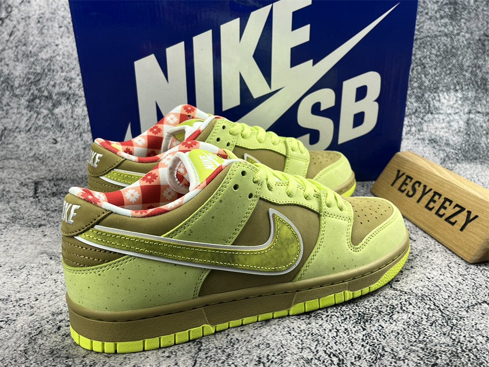 UA DUNK LOW GREEN