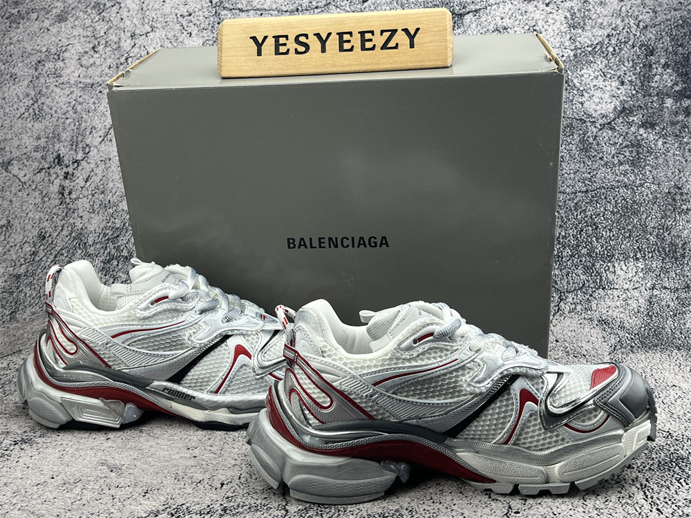 UA RUNNER GREY WHITE RED