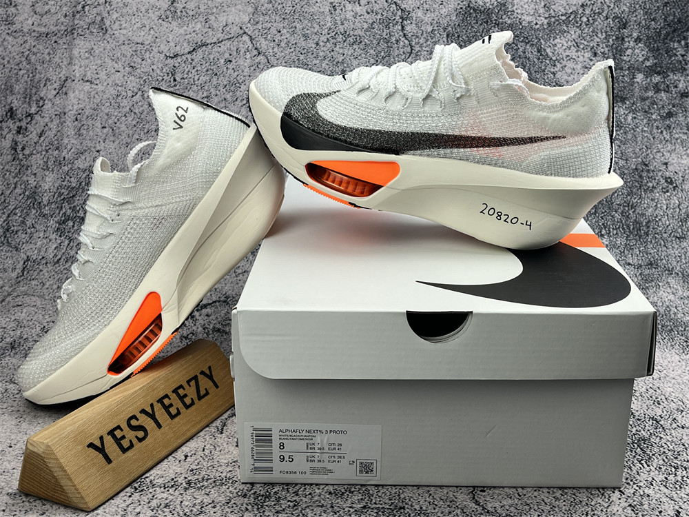 UA AIR ZOOM ALPHAFLY NEXT% 3 