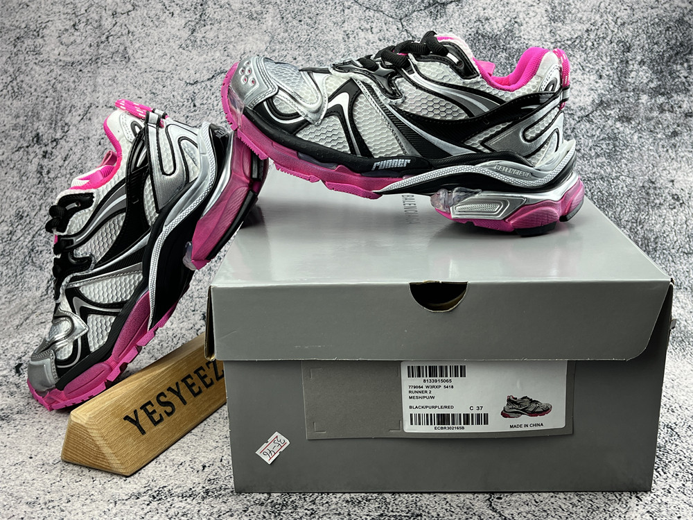 UA RUNNER 2 BLACK PURPLE