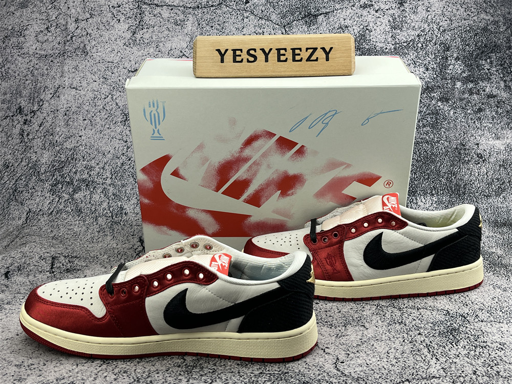 UA Jordan 1 Retro Low OG Trophy Room Away