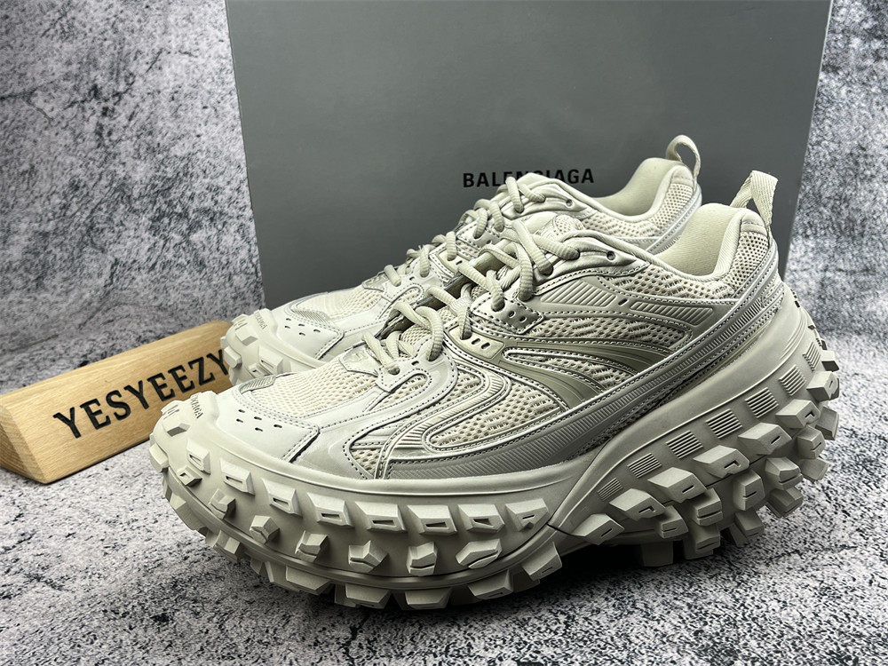 UA Balenciaga Defender Beige