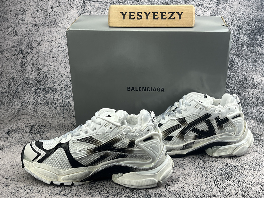 UA Balenciaga Runner Sneaker