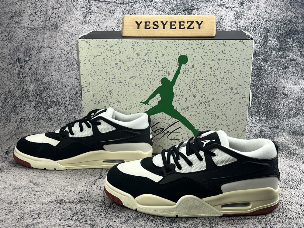 UA Jordan 4 RM Canyon Rust