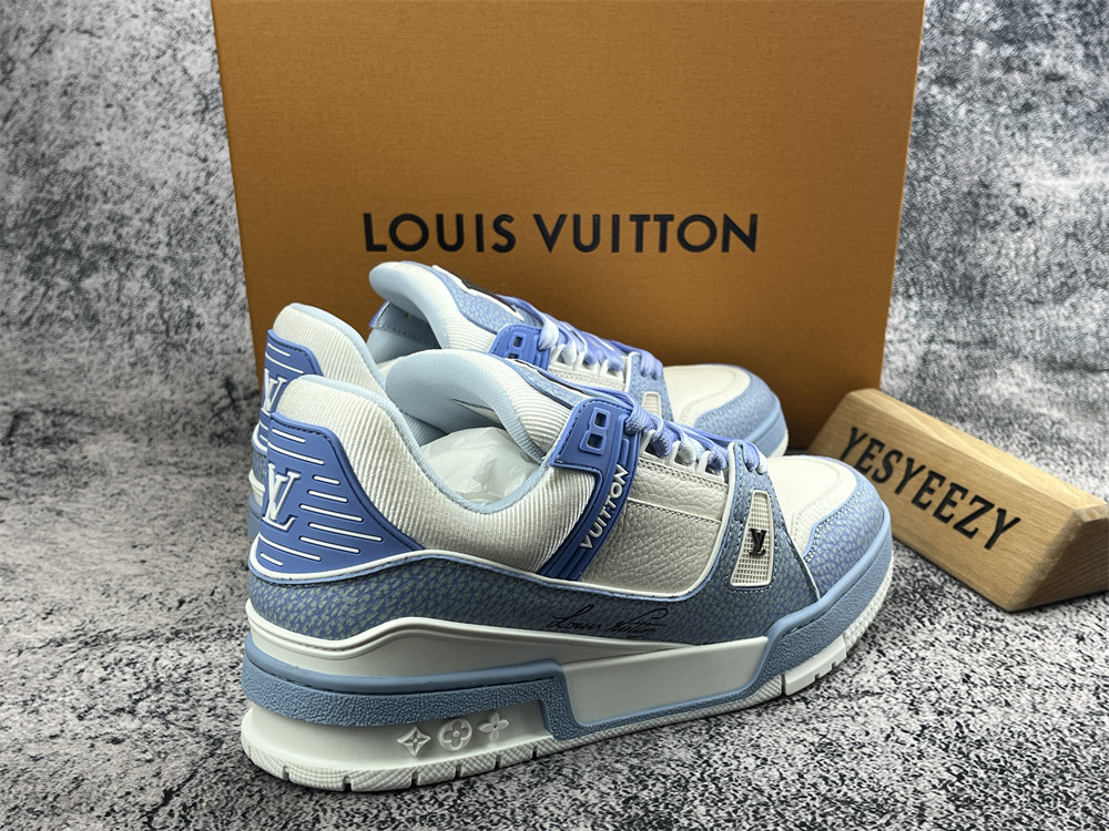 UA LV Trainer Sneaker