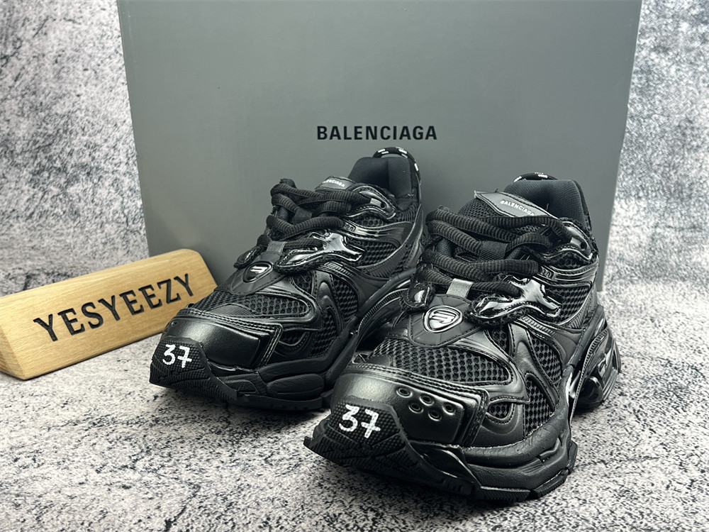 UA Balenciaga Runner Sneaker